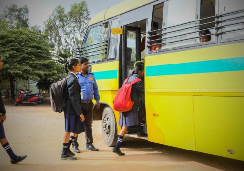 busstudent busstudent